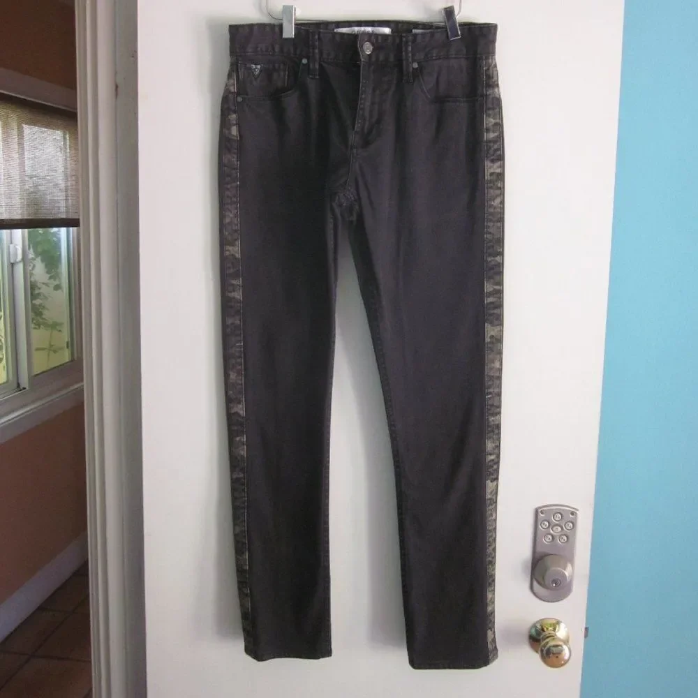 Guess Jeans Unisex Slim Black Denim Mens Size 32 Camo Stripe Detail 31